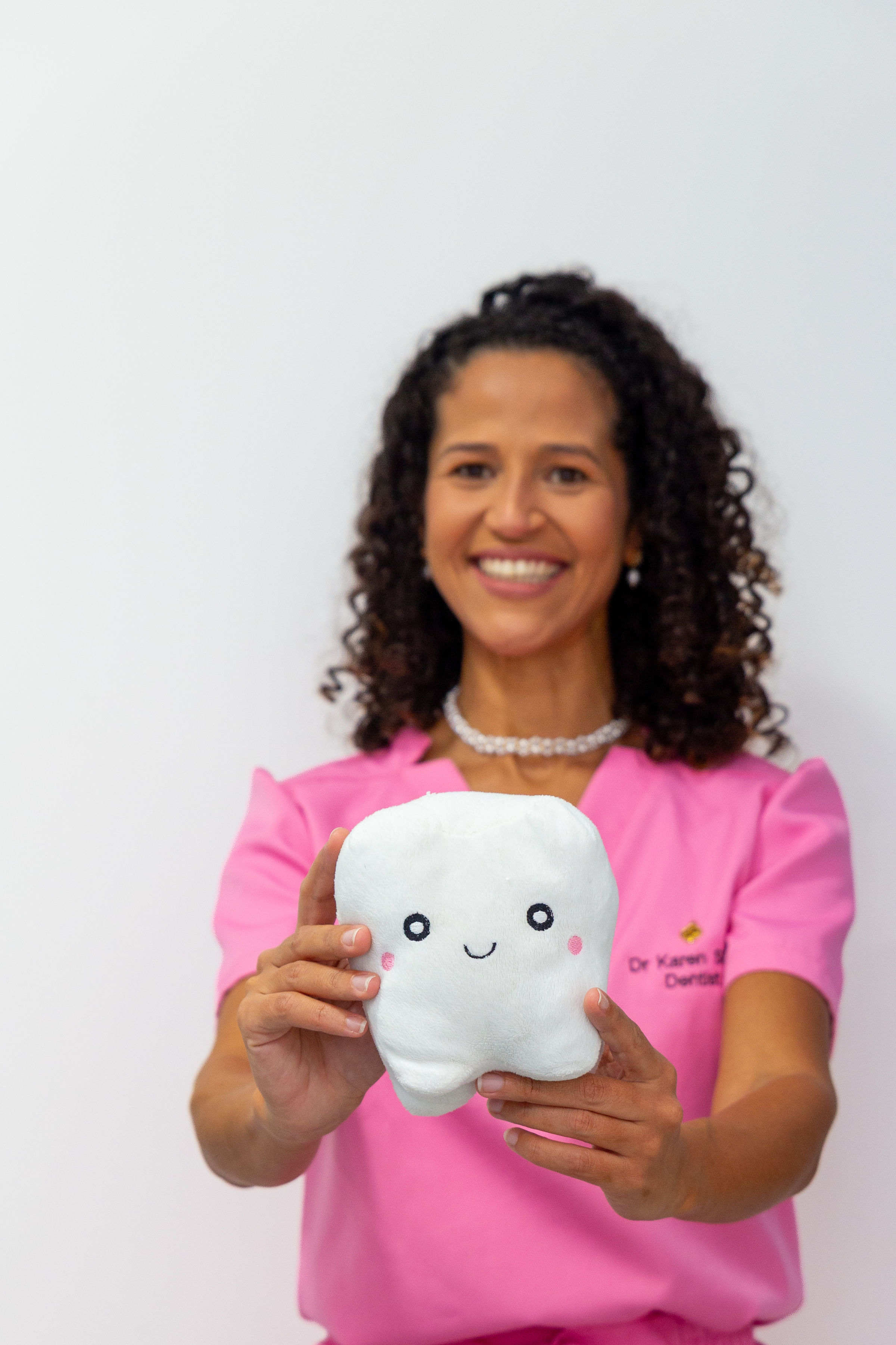 Visual smile consultation with a mirror